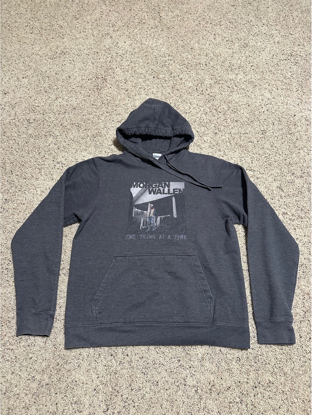 Morgan Wallen One Thing At A Time Graphic Hoodie Sweatshirt Medium